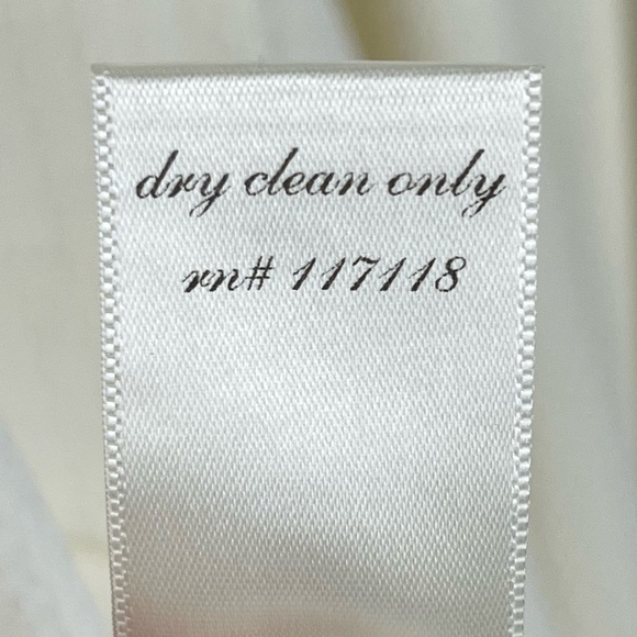 NWT Francesca’s Blue Rain Ivory Textured Dress with Back Bow Size Large - Picture 10 of 12